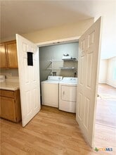 898 Advance St in San Marcos, TX - Building Photo - Building Photo