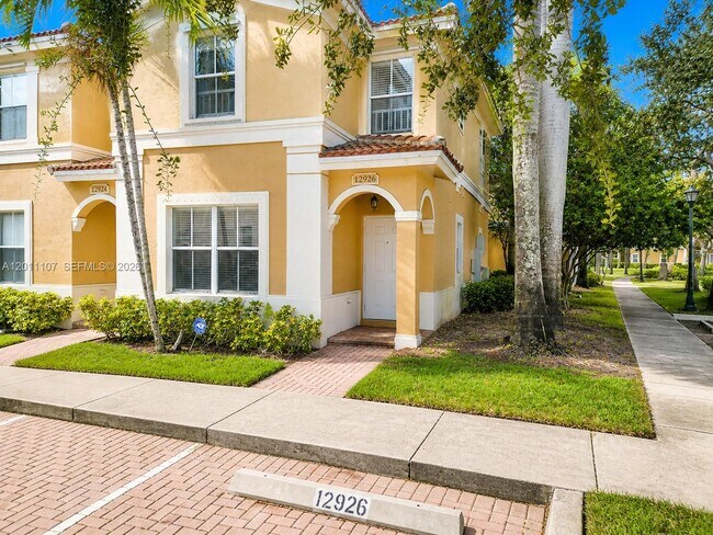 12926 SW 30th St in Miramar, FL - Building Photo - Building Photo