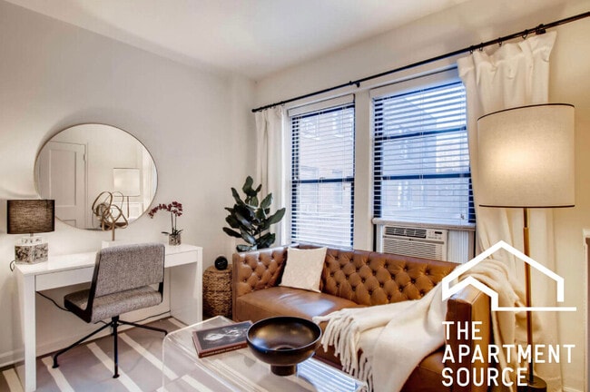 property at 1140 N La Salle Dr