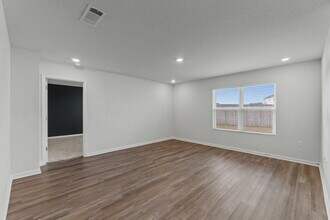 835 Otto Loop in Crestview, FL - Building Photo - Building Photo