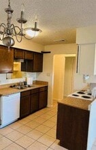 7216 NE Loop 820 in North Richland Hills, TX - Building Photo - Building Photo