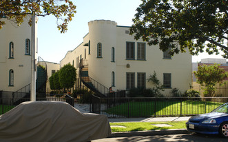 600 E Garfield Ave in Glendale, CA - Foto de edificio - Building Photo