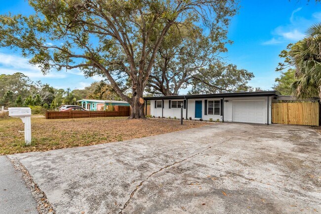 1564 Scott St in Clearwater, FL - Building Photo - Building Photo