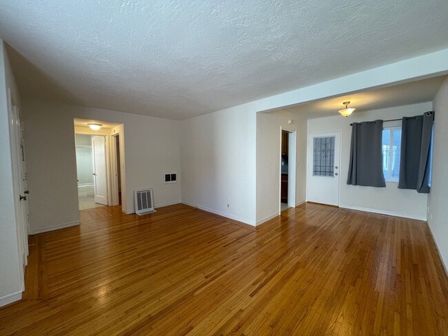 property at 655 Oakland Ave