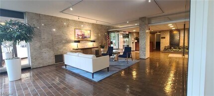 12700 Lake Rd in Lakewood, OH - Building Photo - Building Photo