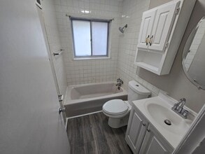 7315 Albright Ave in Jennings, MO - Building Photo - Building Photo