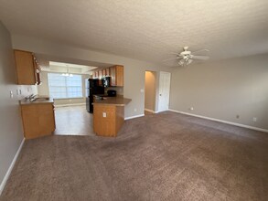 12812 Lost Hill Walk in Louisville, KY - Building Photo - Building Photo