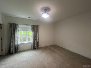 1016 Vanderbergh Blvd in Monroe Township, NJ - Building Photo - Building Photo
