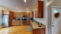 14 Holbrook St, Unit 14 in Boston, MA - Building Photo - Building Photo