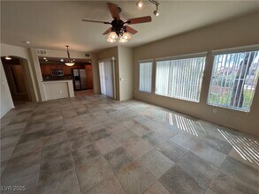 11855 Portina Dr in Las Vegas, NV - Building Photo - Building Photo