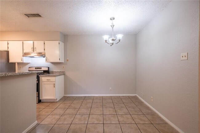 12901 Chromite St in Austin, TX - Building Photo - Building Photo