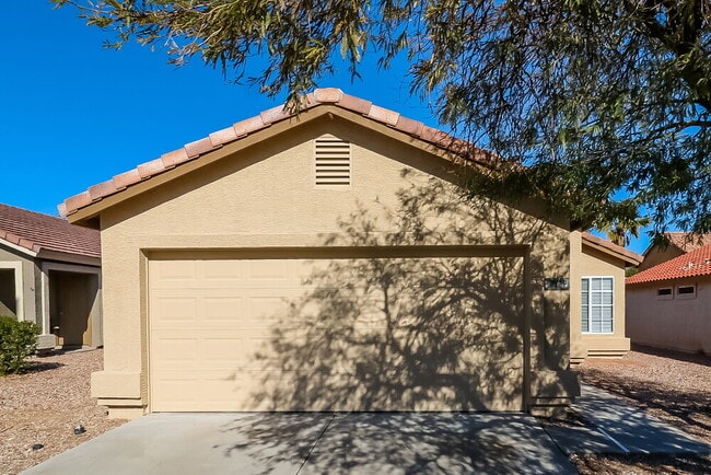 property at 21960 W Solano Dr