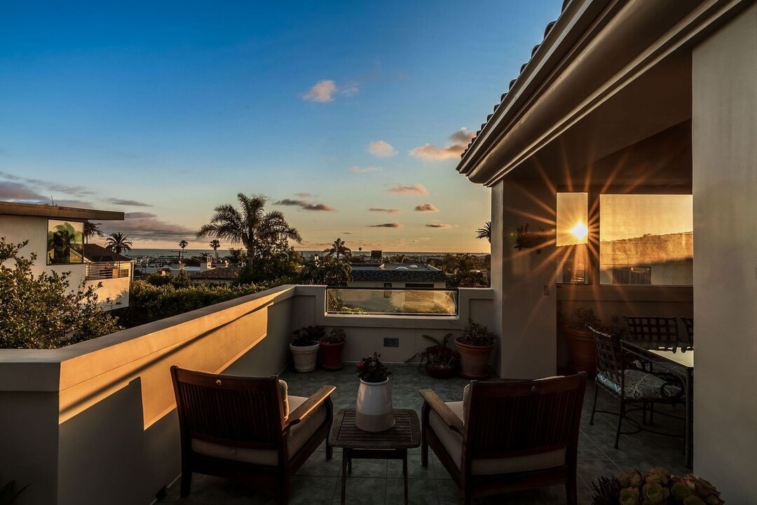 922 Duncan Ave in Manhattan Beach, CA - Building Photo