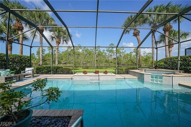 22090 Longleaf Trail Dr in Bonita Springs, FL - Foto de edificio - Building Photo