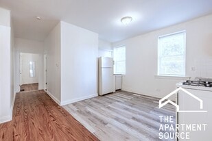 1900 S Throop St in Chicago, IL - Building Photo