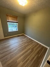 3753 Jonathan Dr in Hebron, KY - Building Photo - Building Photo