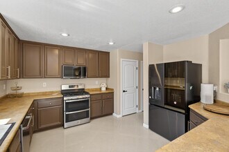 10847 Iona Island Ave in Las Vegas, NV - Building Photo - Building Photo