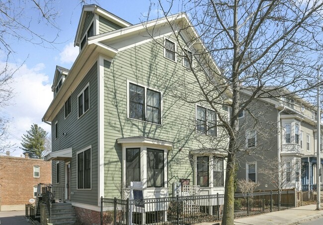 property at 408R Putnam Ave