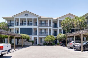 159 Brooks St SE, Unit 205 in Fort Walton Beach, FL - Building Photo