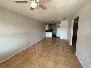 2017 Graham Ave in Mission, TX - Building Photo - Building Photo