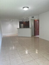 13060 Vista Isles Dr in Sunrise, FL - Building Photo - Building Photo
