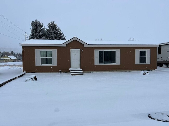 property at 2105 13th St