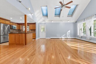 77 Colonial Rd in Sudbury, MA - Building Photo - Building Photo