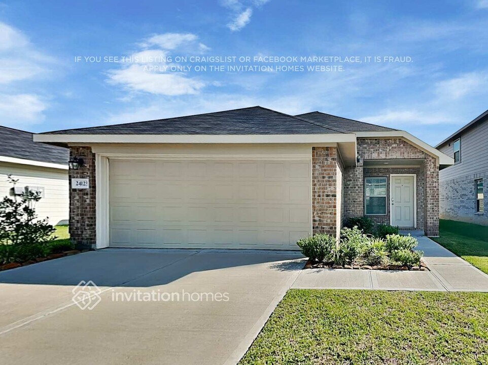 24123 Laurel Farms Dr in Hockley, TX - Building Photo