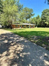 143B Moffett Springs Rd in Huntsville, TX - Building Photo - Building Photo