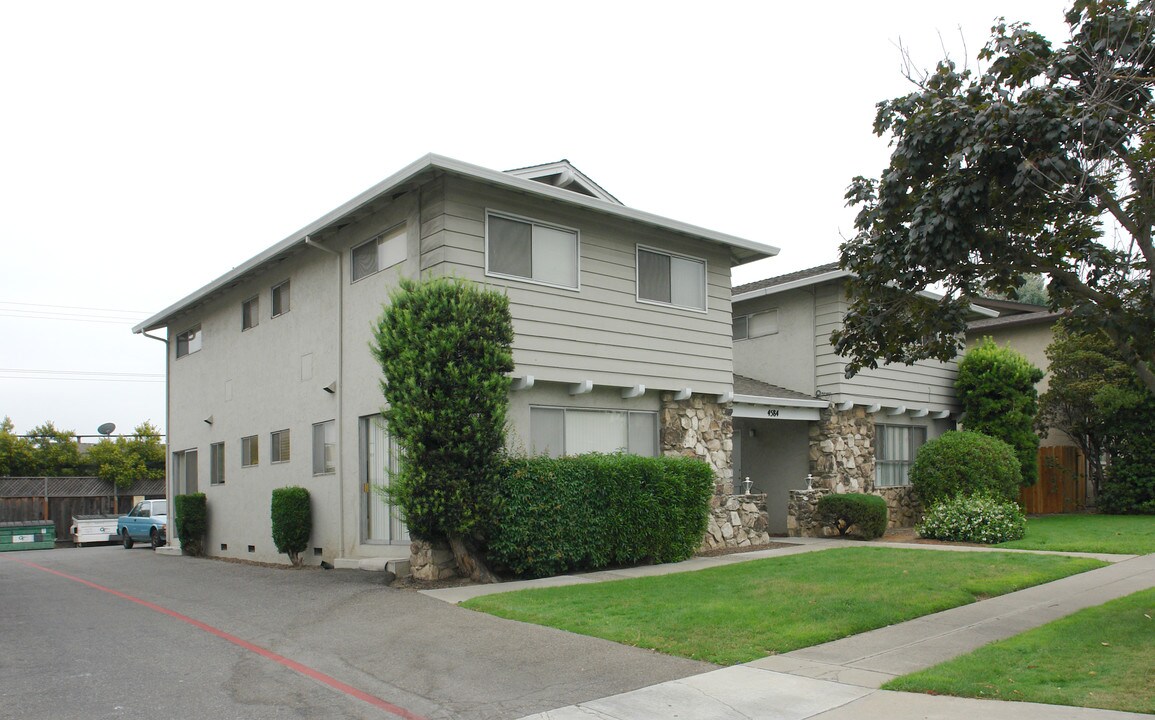 4584 Hamilton Ave in San Jose, CA - Building Photo