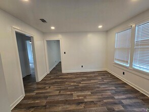 2145 N 38th St in Baton Rouge, LA - Building Photo - Building Photo