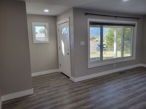1909 Hallam Ave in Colorado Springs, CO - Building Photo - Building Photo