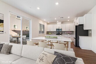 3012 Vasquez Ct in Vacaville, CA - Building Photo - Building Photo