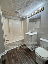 405 S Oak St in Gastonia, NC - Building Photo - Building Photo