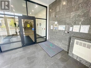 260 Villagewalk Blvd in London, ON - Building Photo - Building Photo