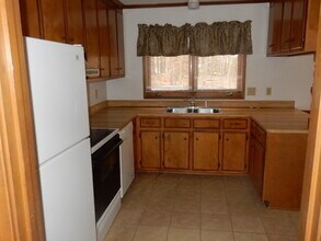 7 Redcedar Way in Newport News, VA - Building Photo - Building Photo