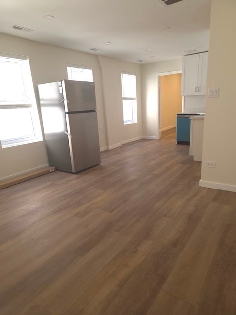 property at 607 N Wells St
