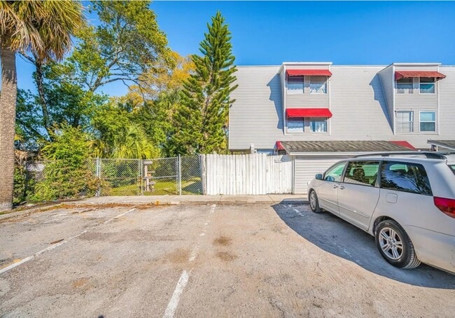 property at 7339 Jackson Springs Rd