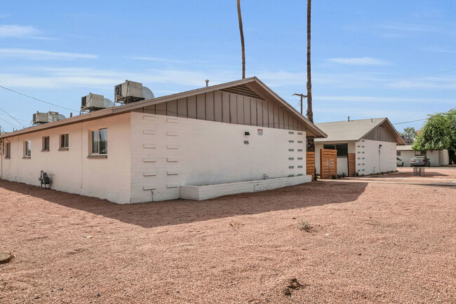 405 S Priest Dr in Tempe, AZ - Building Photo - Building Photo