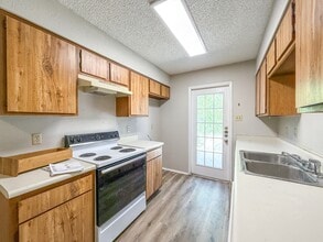 607 Frostwood Dr in New Braunfels, TX - Building Photo - Building Photo