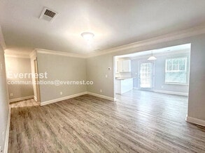 5220 Hanover St in Atlanta, GA - Building Photo - Building Photo