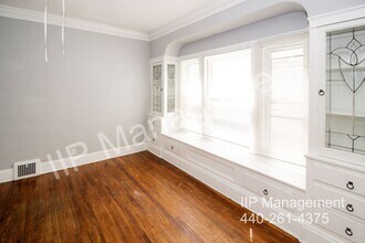 3589 Chelton Rd in Shaker Heights, OH - Building Photo - Building Photo