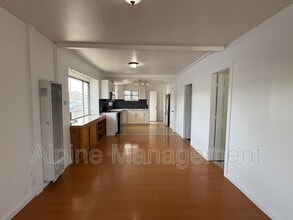 806 52nd Ave in Oakland, CA - Building Photo - Building Photo