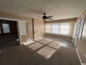 705 E Marietta Ave in Peoria Heights, IL - Building Photo - Building Photo