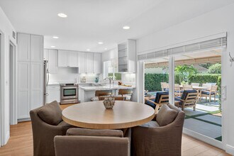 11352 Briarwood Pl in North Palm Beach, FL - Building Photo - Building Photo