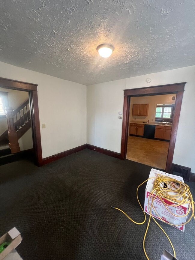 639 E 5th St in Erie, PA - Building Photo - Building Photo