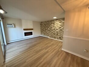 1 Sundance Dr in Branford, CT - Building Photo - Building Photo