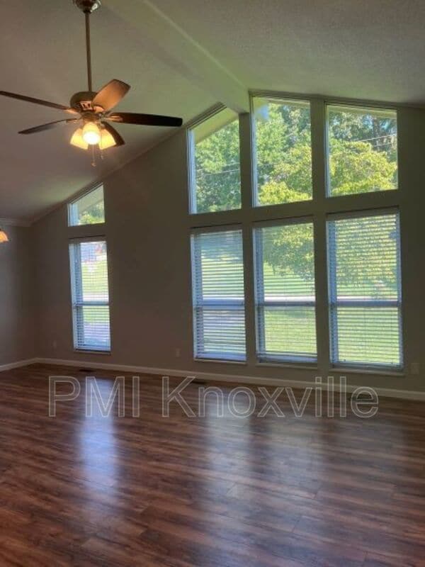 11704 Foxford Dr in Knoxville, TN - Building Photo - Building Photo