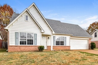 4404 Shadow Ridge Dr in Horn Lake, MS - Building Photo - Building Photo