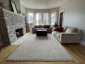 893 Park Ave, Unit #2 Second Floor in Albany, NY - Foto de edificio - Building Photo